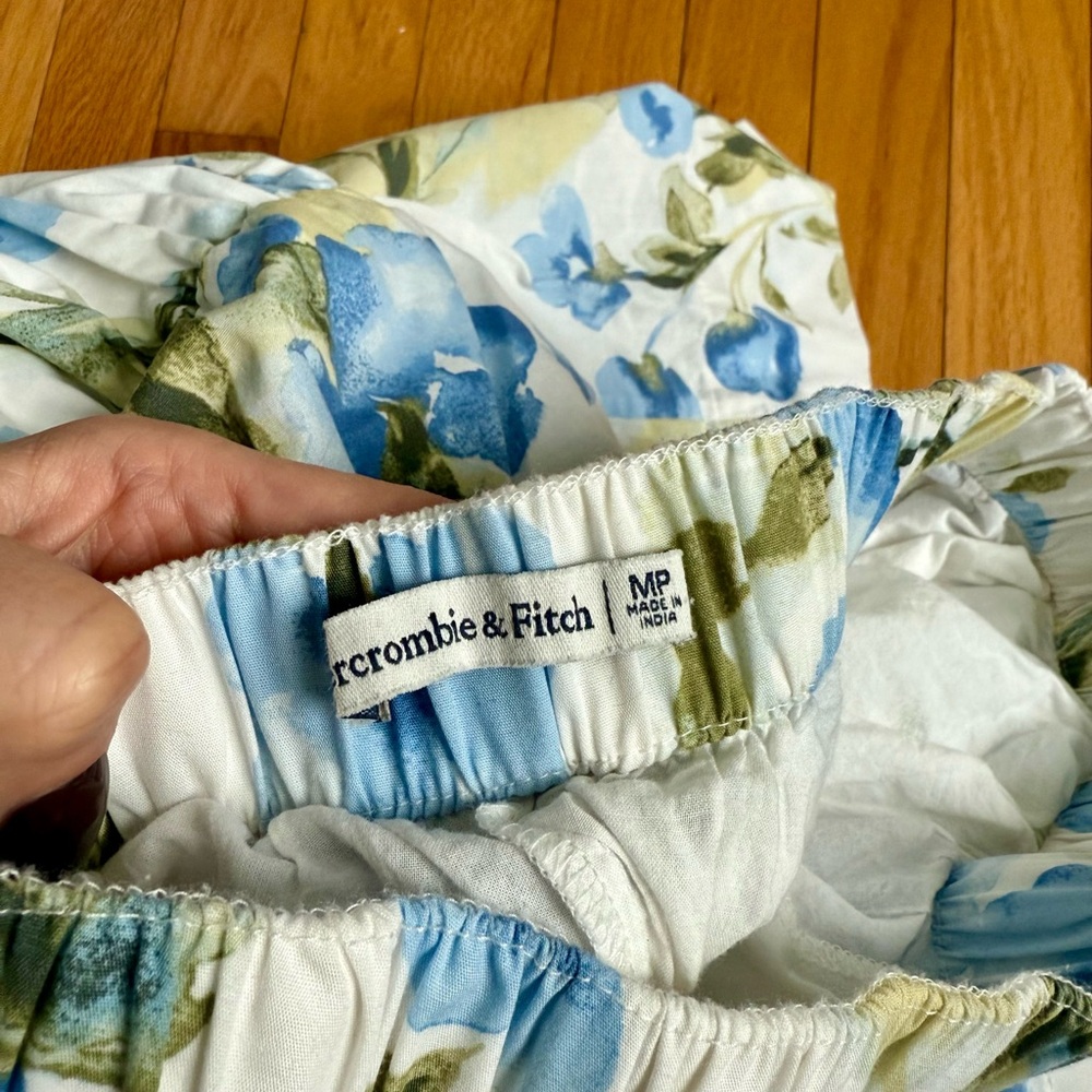 Abercrombie & Fitch Blue Floral Midi Skirt - Picture 4 of 4